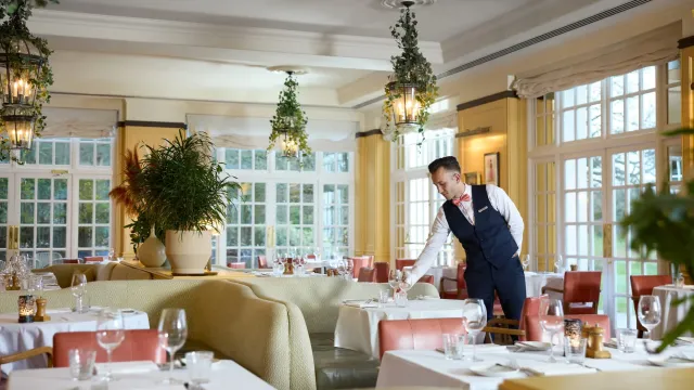 Savour exquisite seasonal dishes