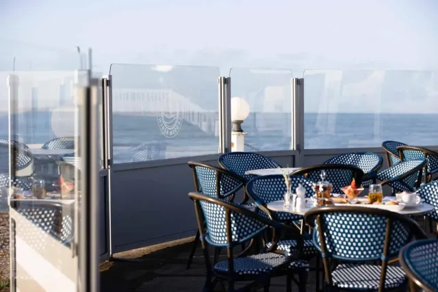 Serving casual fare with stunning views