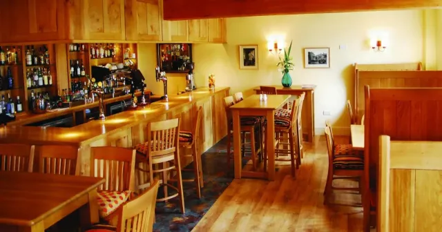 Flavourful dishes in a bistro style setting