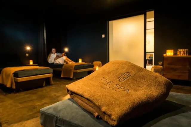 De stress with a range of treatments