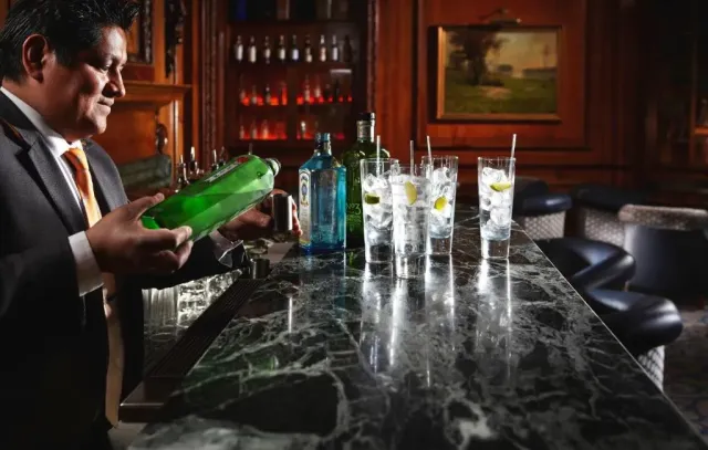 Relax with a cocktail or glass of wine