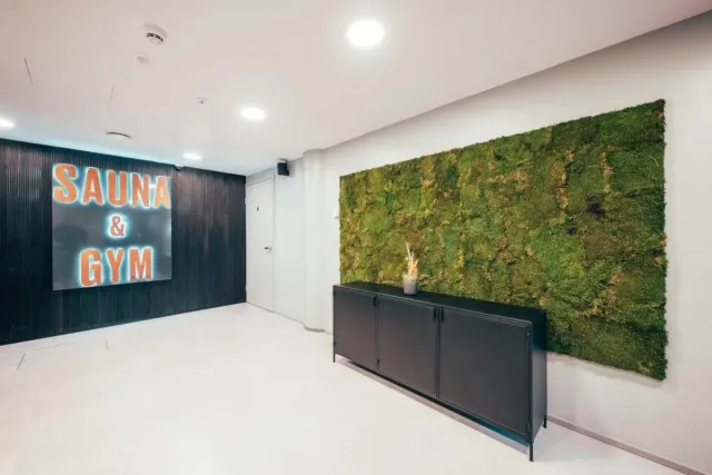 State of the art gym facilities on site