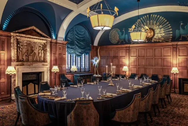 Large group dining options available