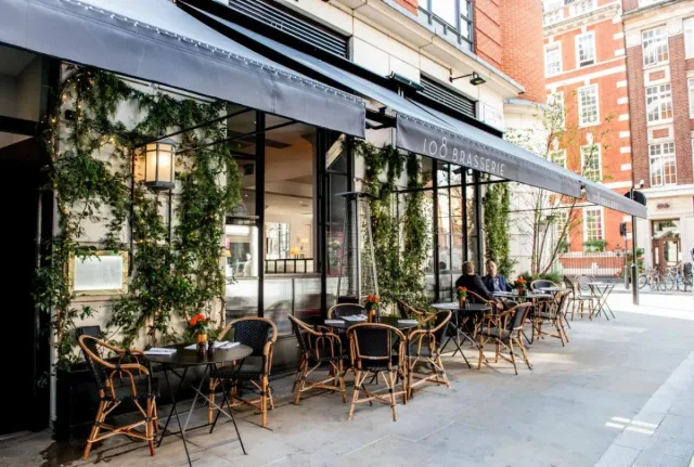 Dine outdoors in the heart of Marylebone