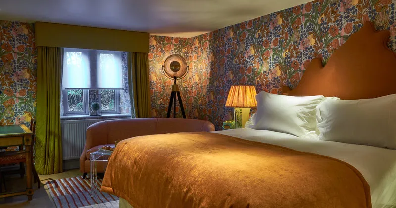 Mews Marvelous Room @ Homewood Hotel and Spa