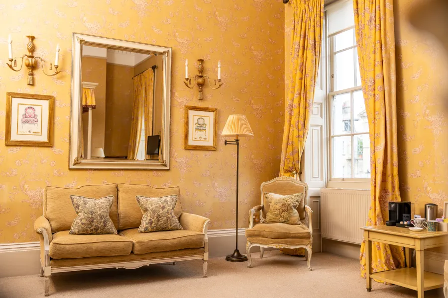 Four Poster Suite @ Dukes Bath