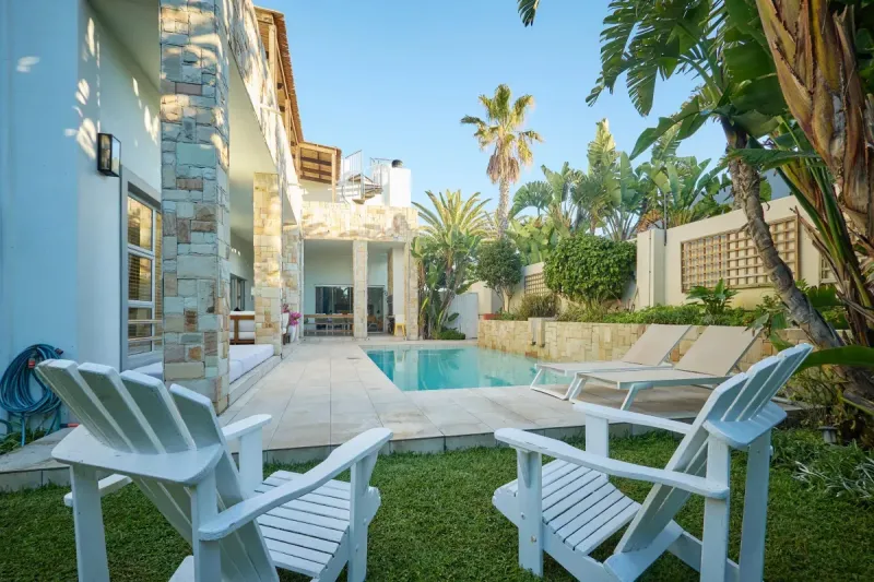 Courtyard Comfort  @ Atlantic Palms