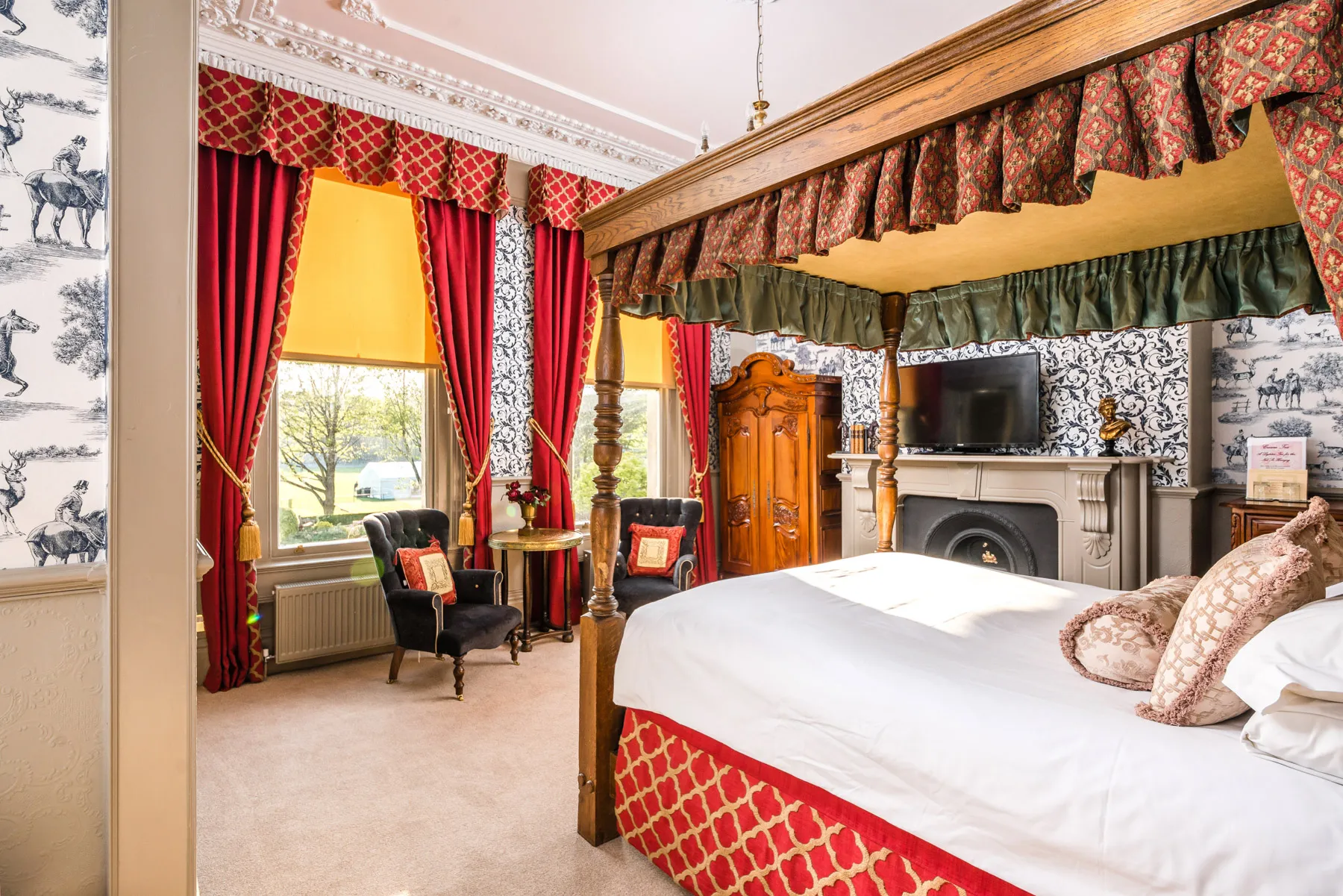 Premier King @ The Ayrlington