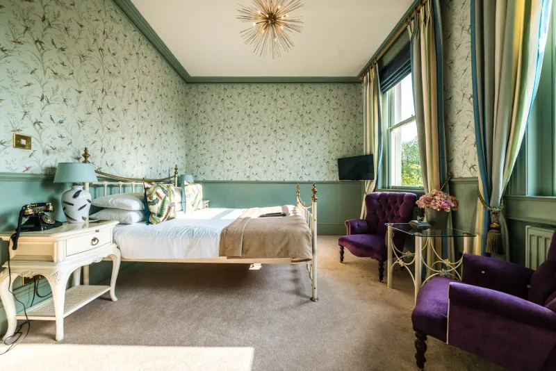 Deluxe Double @ The Ayrlington