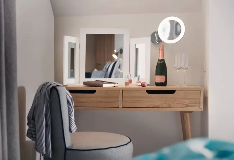 Luxury King @ St Michaels Resort Hotel