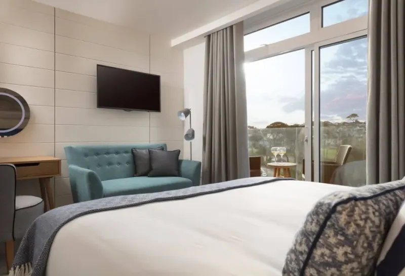 Luxury King with Sundeck @ St Michaels Resort Hotel