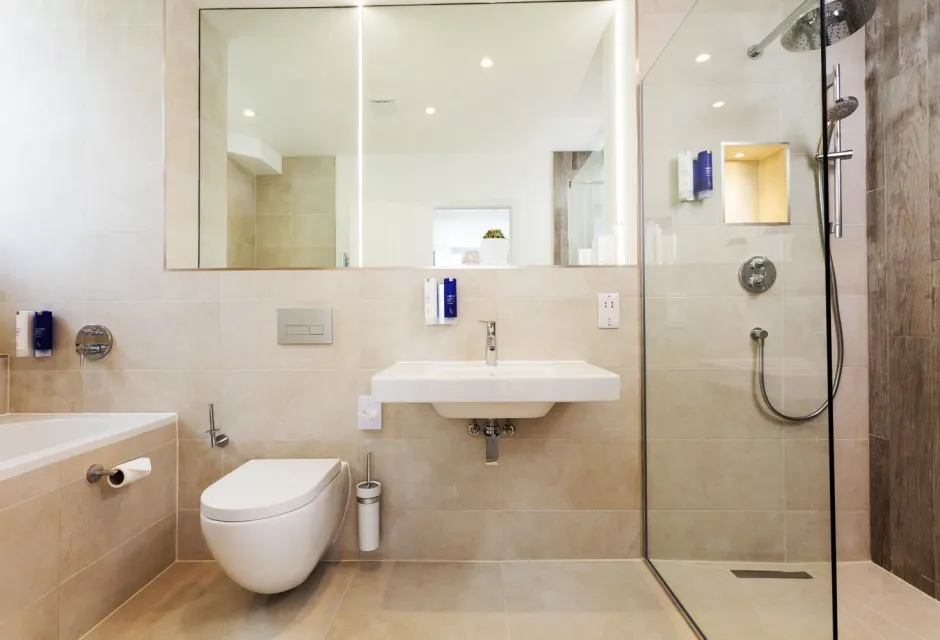 Luxury Large King  @ St Michaels Resort Hotel