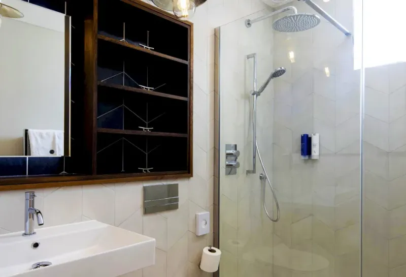 Luxury Large King with Sundeck @ St Michaels Resort Hotel