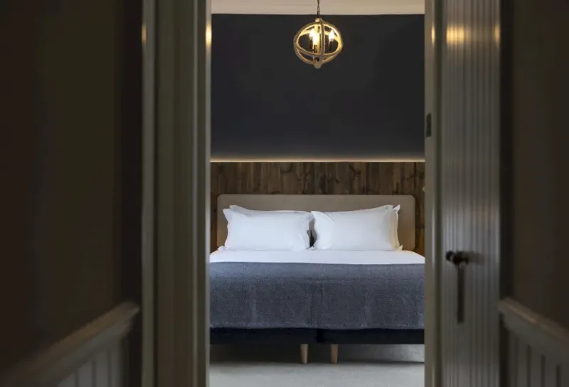 Luxury Large King with Sundeck @ St Michaels Resort Hotel