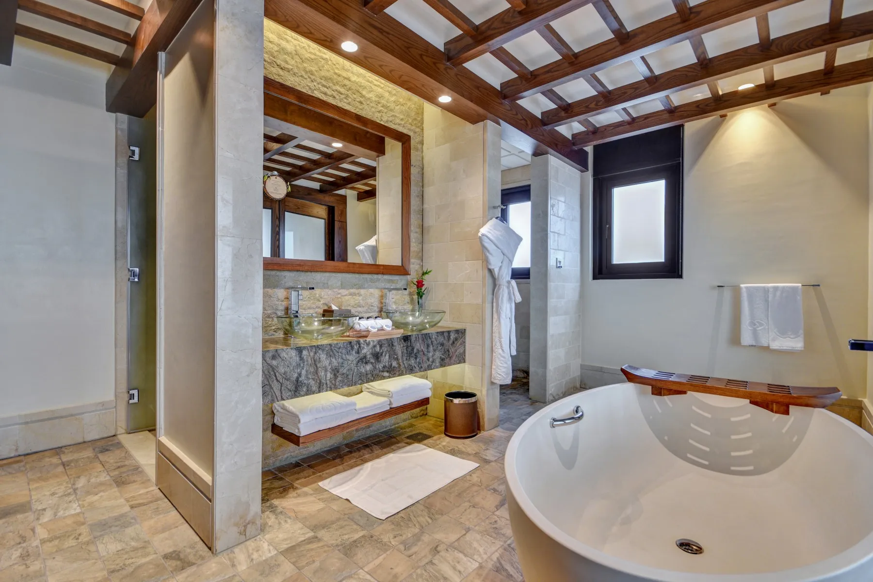 App 2 Bedroom Seaview View  1 King Bed   2 Single Beds  Fully Equipped Kitchen @ Sofitel Dubai The Palm