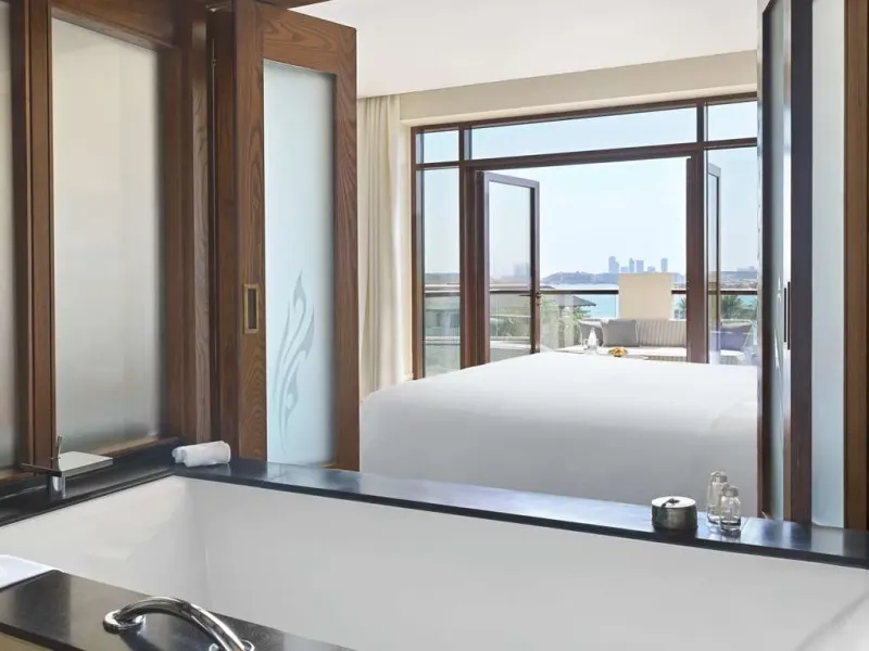 Luxury Room Palm View  1 King Size Bed  Private Balcony @ Sofitel Dubai The Palm