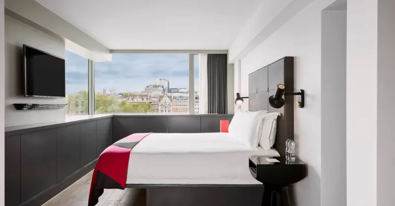 River View Apartment  @ Sea Containers London