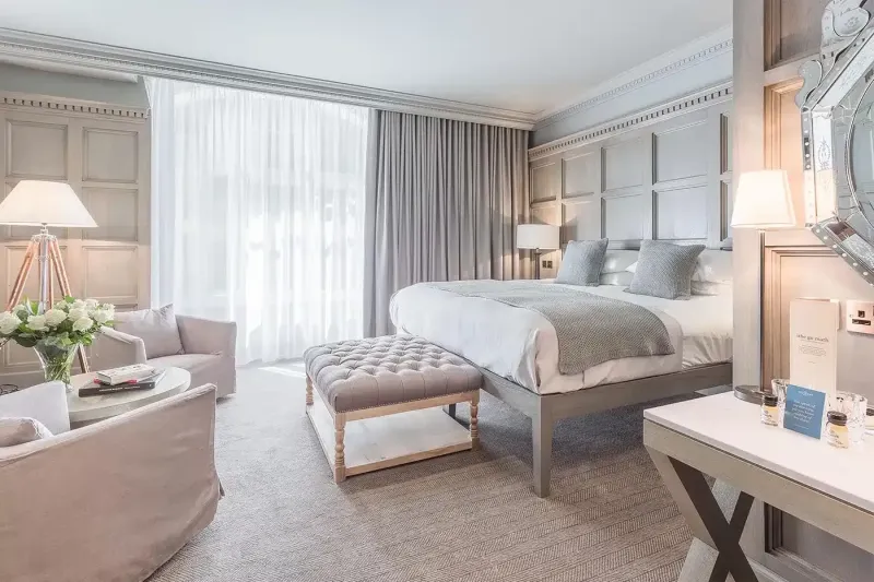 Director Twin double @ The Scotsman Hotel