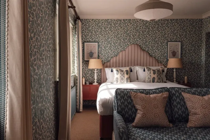 Champion Suite @ The Alfriston