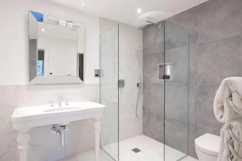 Classic Room  Single  @ Storrs Hall Hotel