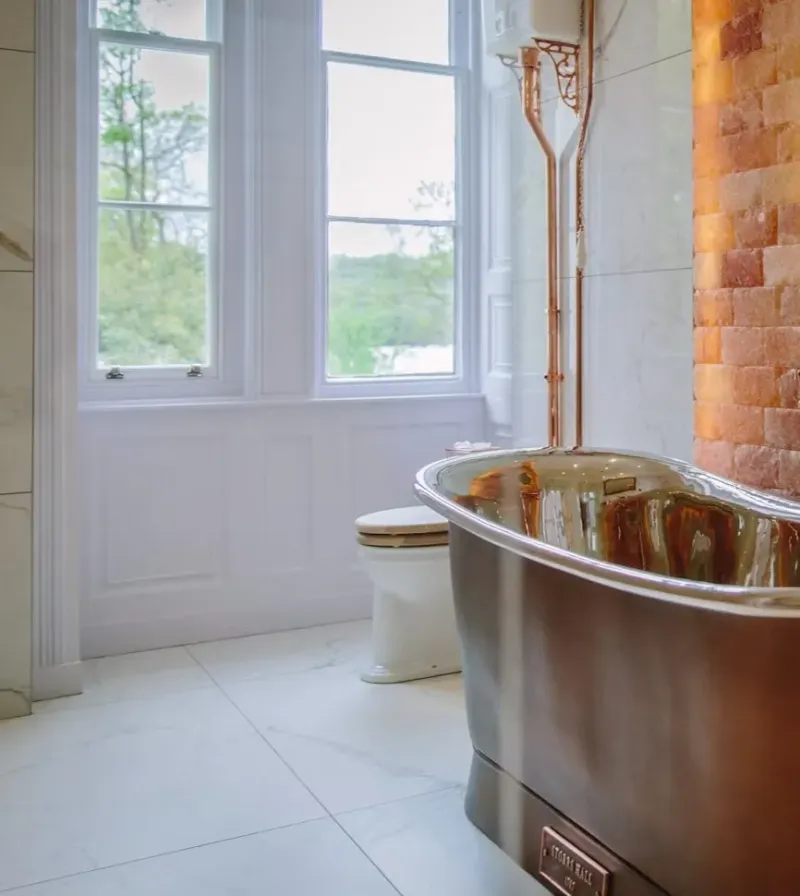 Deluxe Lake View Room @ Storrs Hall Hotel