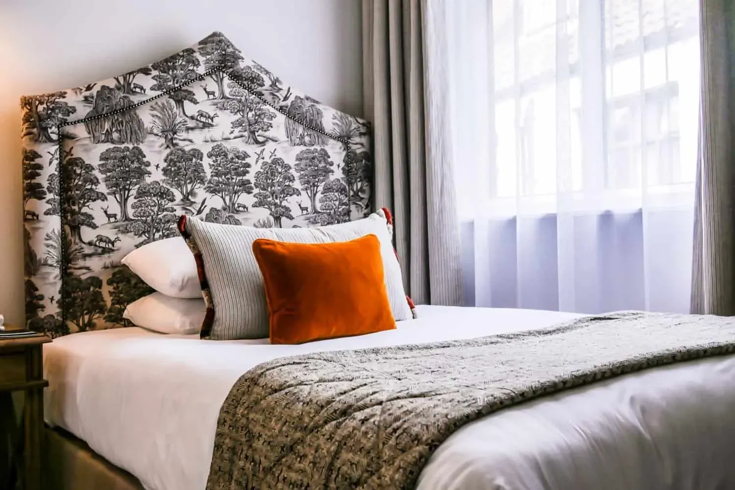 Single Room @ Maids Head Hotel