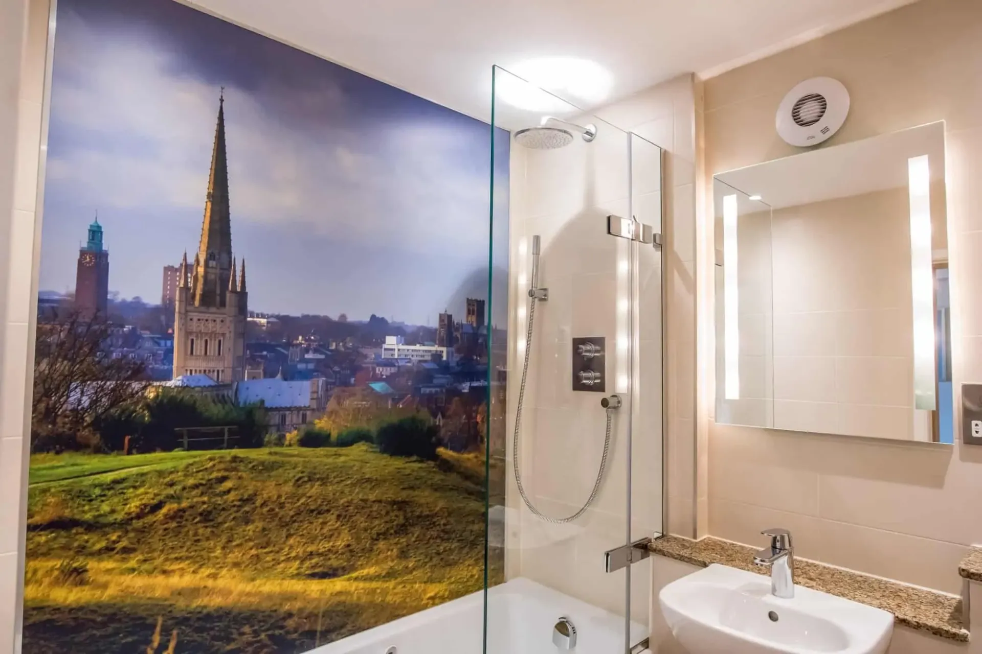 Single Room @ Maids Head Hotel