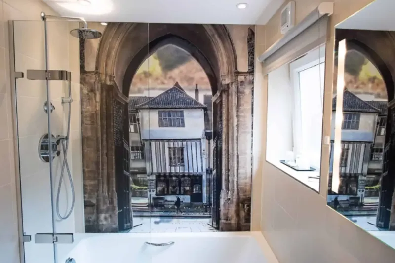 Pooch Friendly Executive Double @ Maids Head Hotel