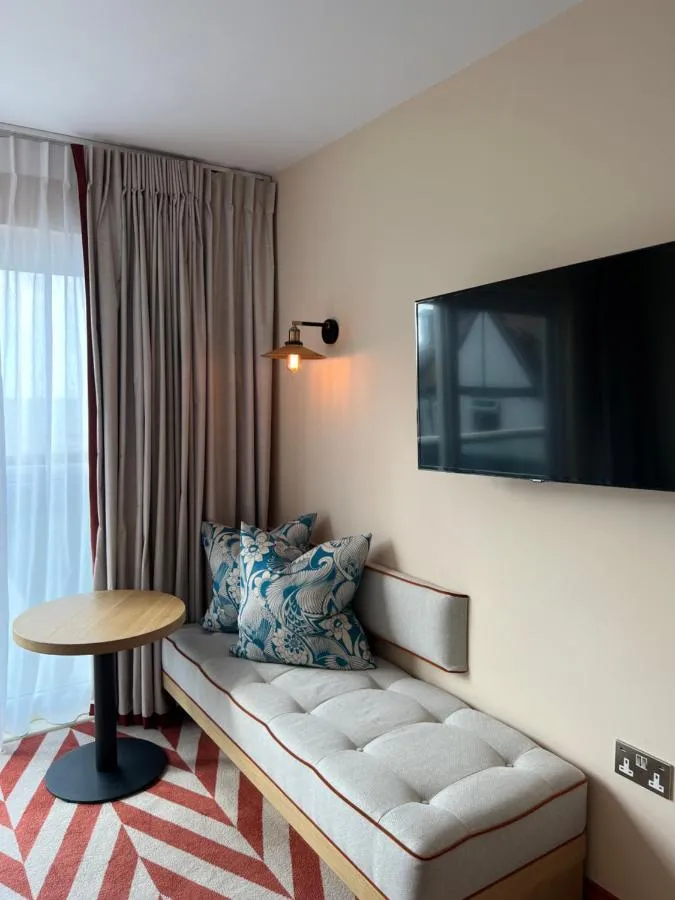 Sea View King @ The Relais Cooden Beach Hotel and Spa