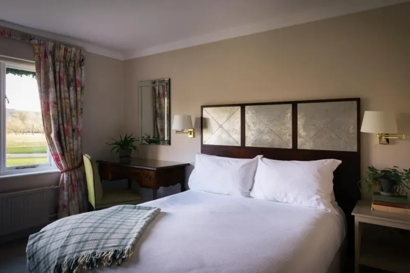 Comfortable Double @ The Devonshire Arms Hotel