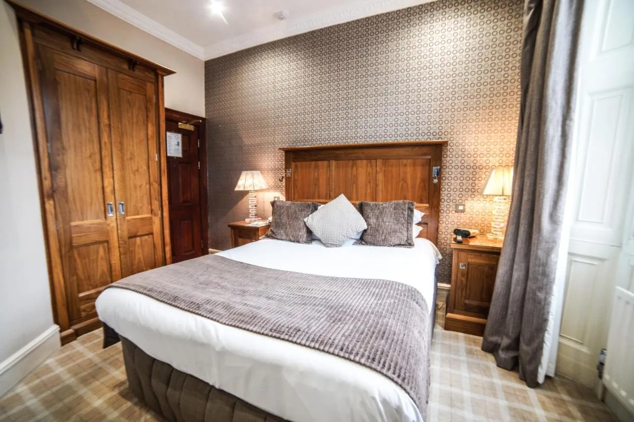 Standard Room @ Hardwick Hall Hotel