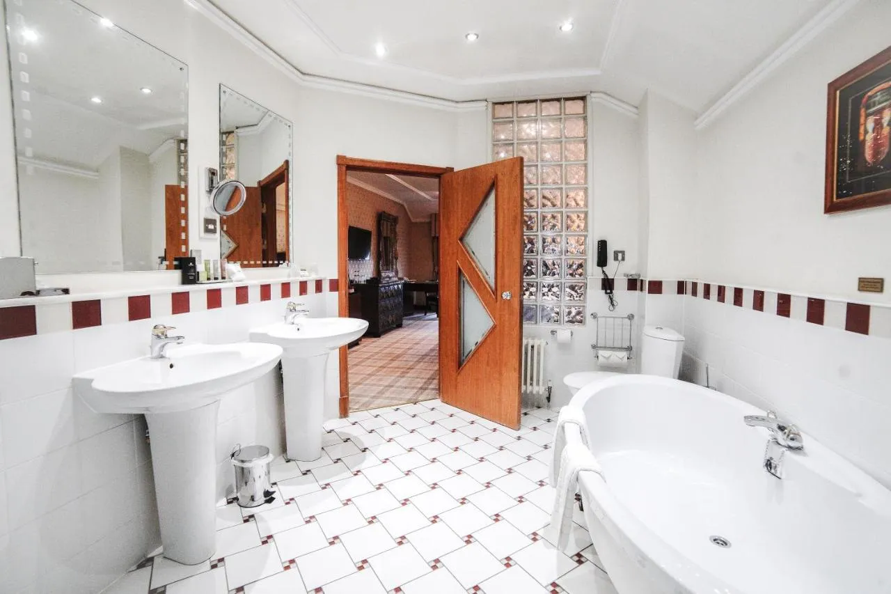 Premier Room @ Hardwick Hall Hotel