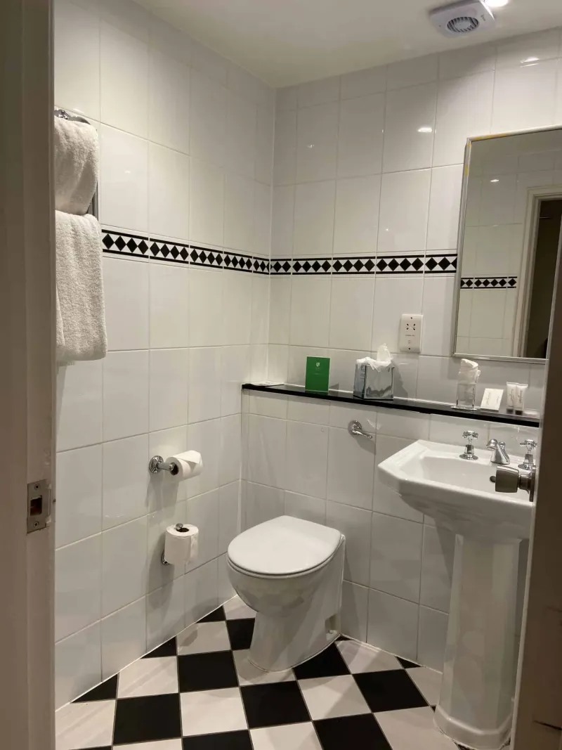 Standard Double @ Hatherley Manor Hotel