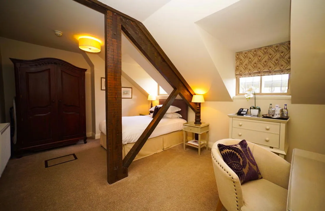 Old Hall Single @ Gisborough Hall Hotel