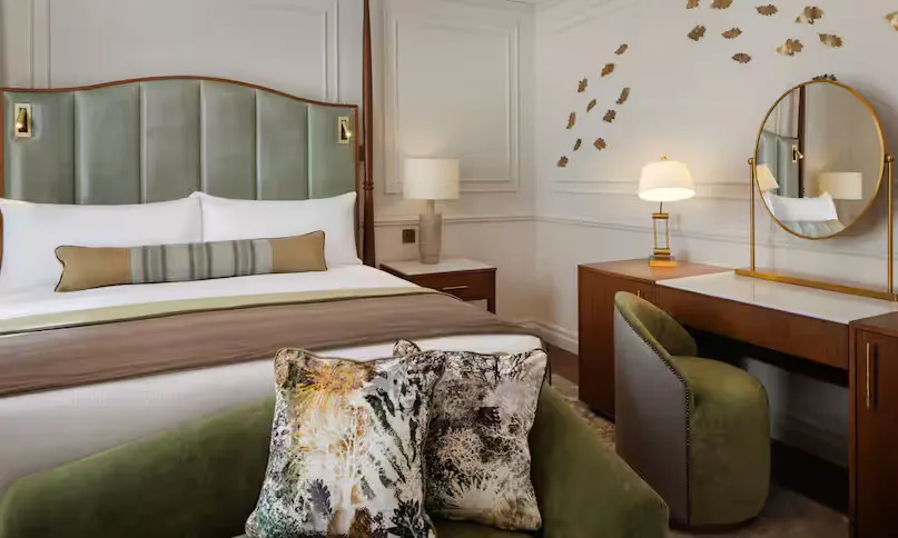 King Premier Room @ The Caledonian Edinburgh  Curio Collection by Hilton