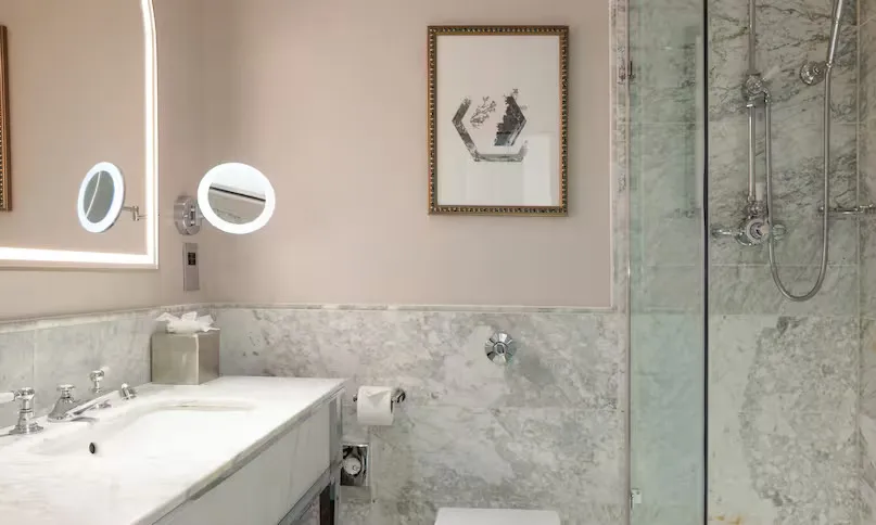 King Superior Room @ The Caledonian Edinburgh  Curio Collection by Hilton