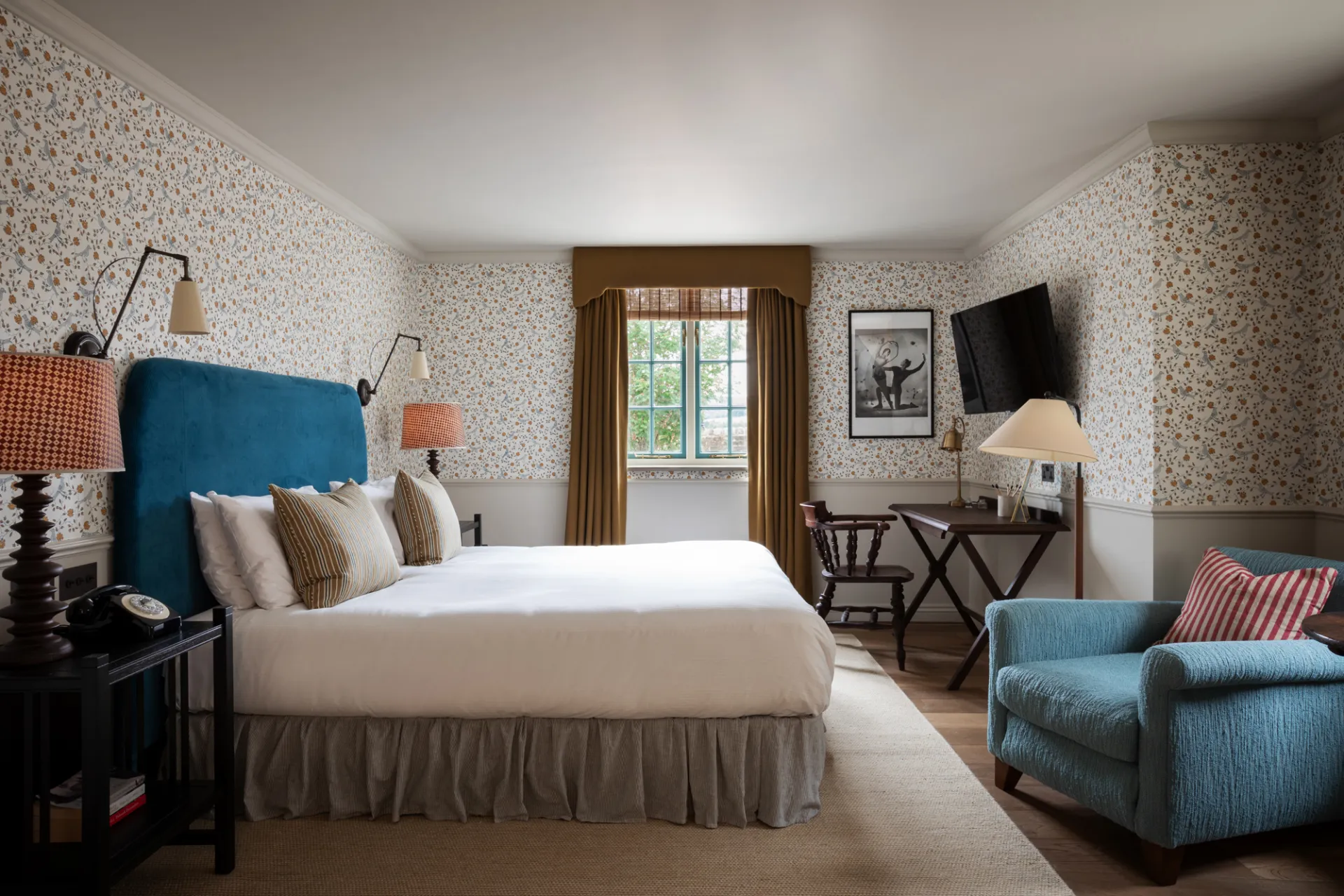 Spacious Coach House @ The Cavendish Hotel at Baslow