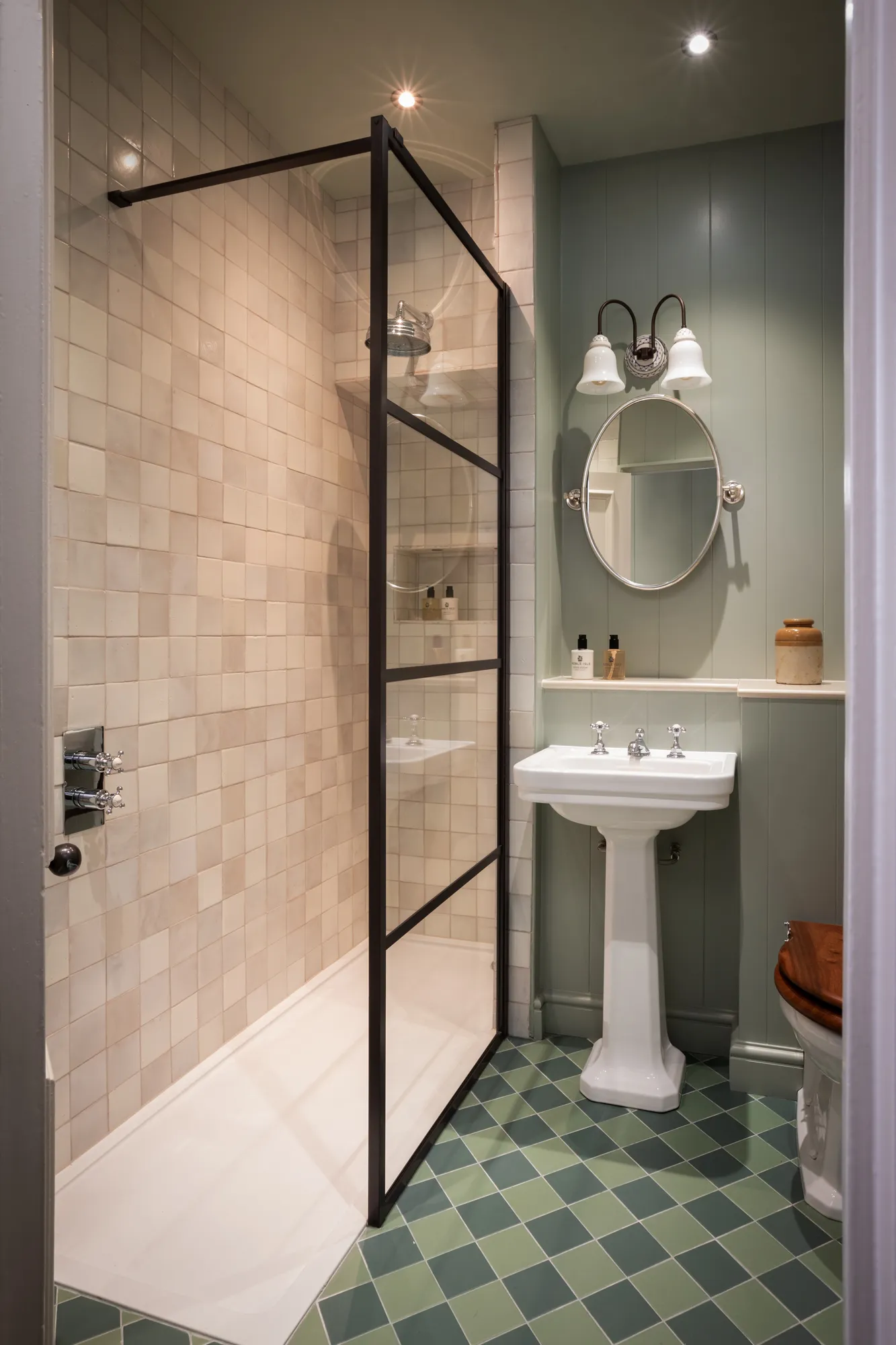 Spacious Twin @ The Cavendish Hotel at Baslow