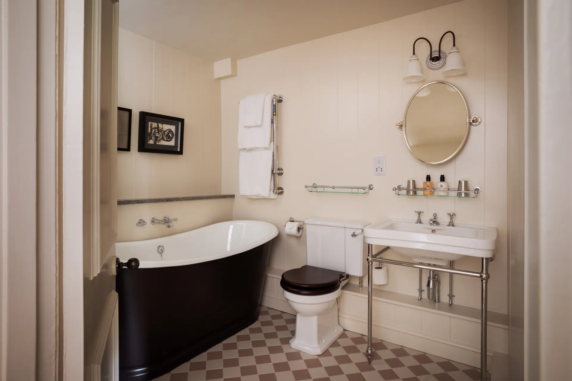 Splendid Suite @ The Cavendish Hotel at Baslow