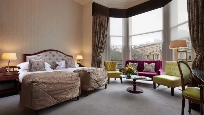 Superior Twin Room @ The Bonham Hotel