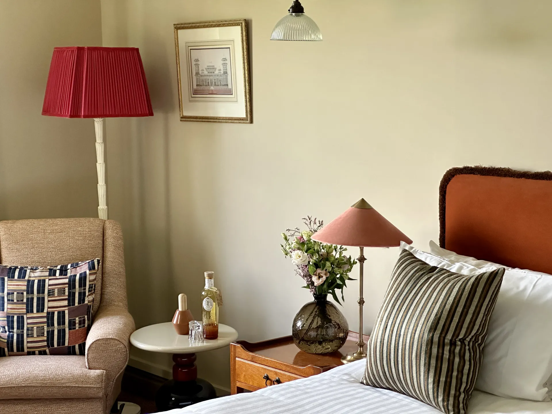 Royal Room @ The Barnsdale