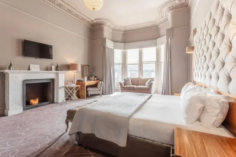 Luxe Double Or Twin @ Murrayfield Hotel  amp  House
