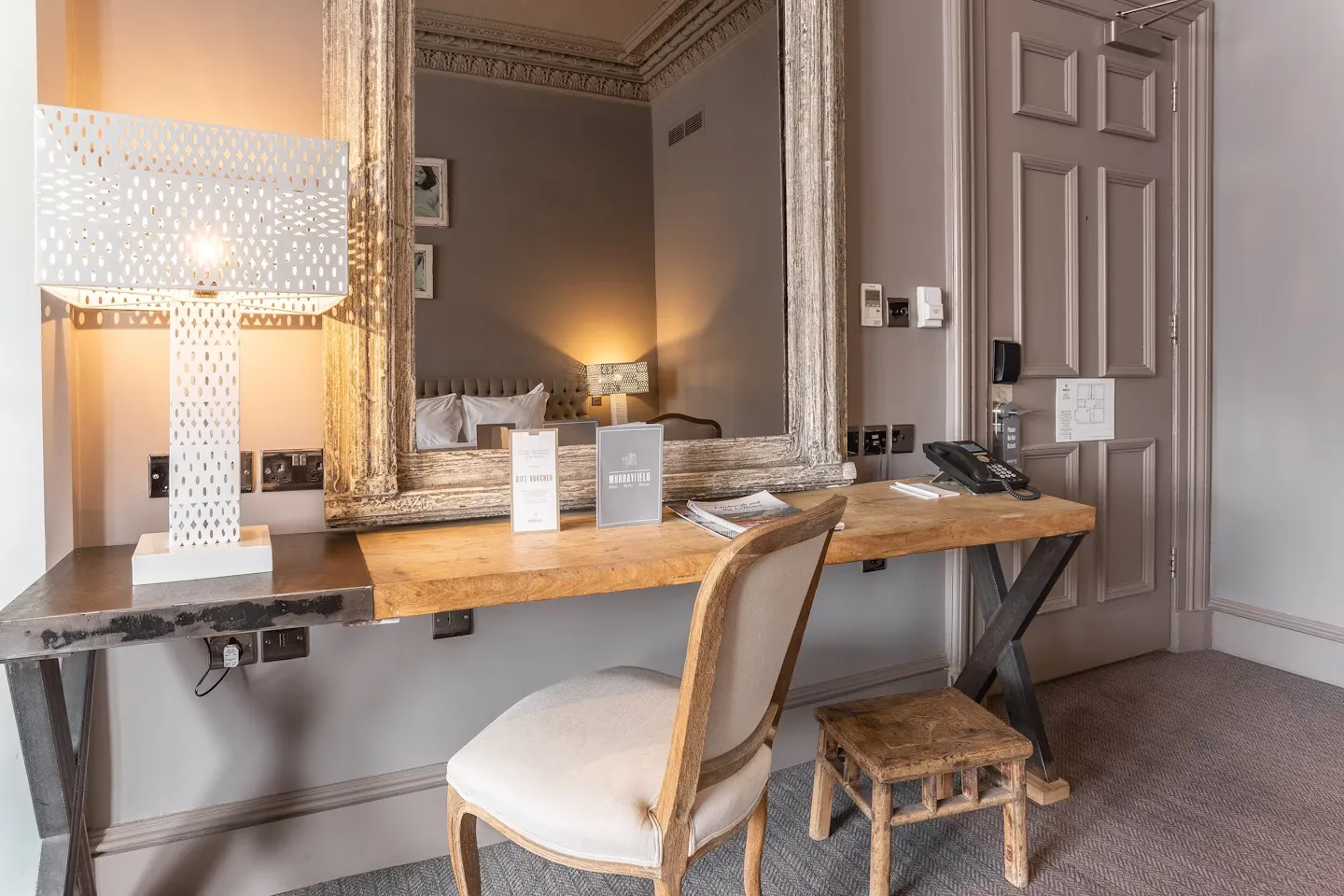 Luxe Double Or Twin @ Murrayfield Hotel  amp  House