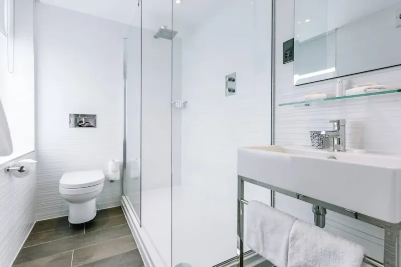 Cosy Double @ Murrayfield Hotel  amp  House