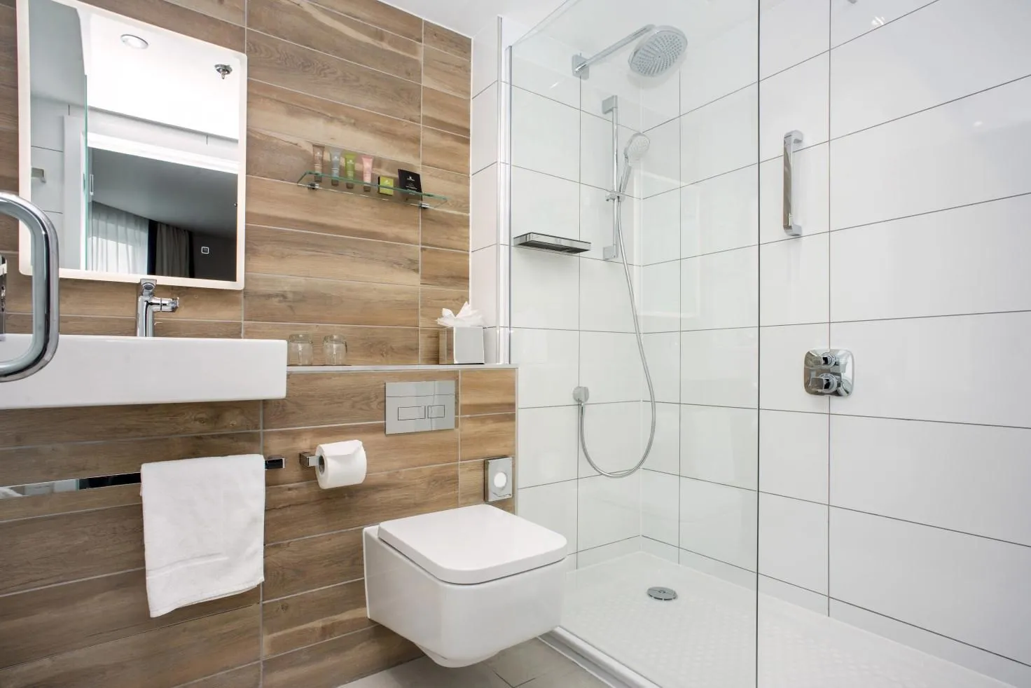 Double Superior @ Ten Hill Place