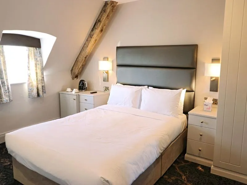 Historic Double Room @ Haycock Manor Hotel