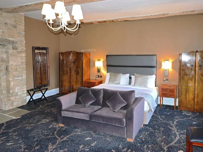 Princess Alexandrina Suite @ Haycock Manor Hotel