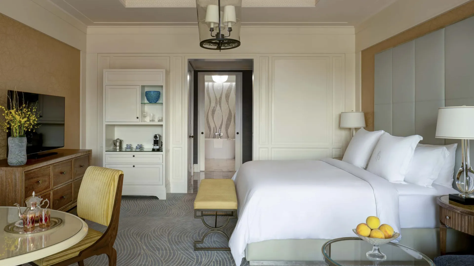 Deluxe City View Room Two Queens @ Four Seasons Resort Dubai at Jumeirah Beach