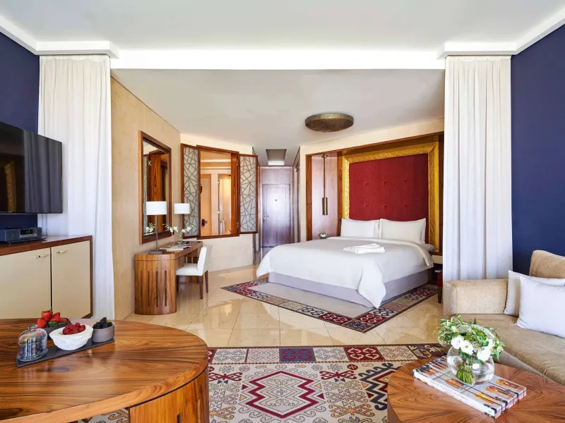 Raffles Club King @ Raffles Dubai