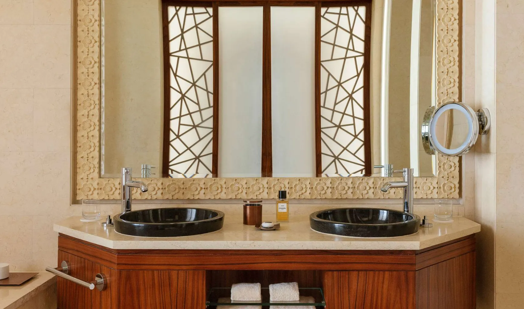 1 bedroom Presidential Residence @ Raffles Dubai